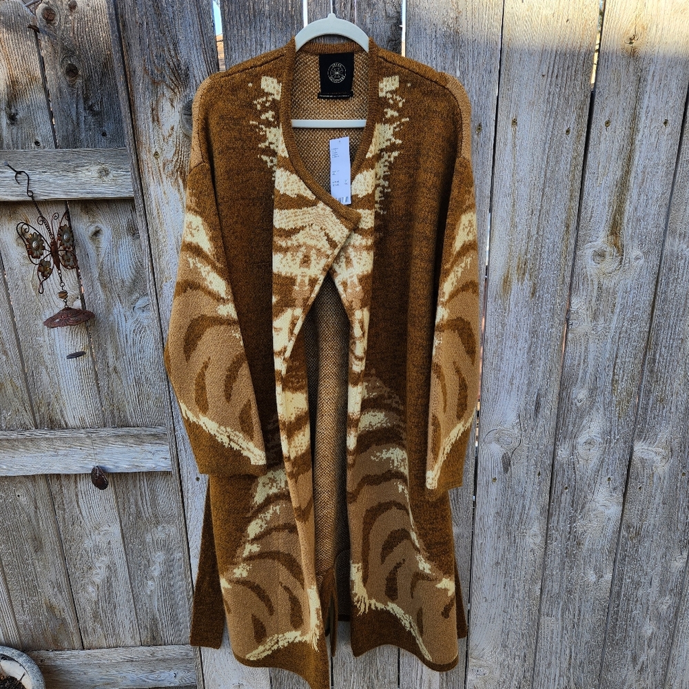 Duster Sweater- Tiger Print